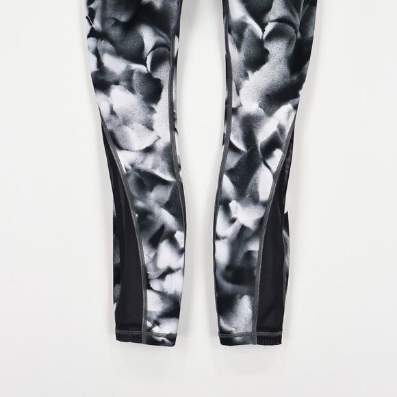 Lululemon Train Times 7/8 Pant 25" Blush Blossom Alpine White Black Size 4 - Picture 7 of 10